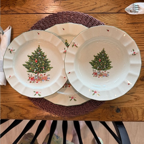 Studio Nova Other - Full set Service for 12 Retired Studio Nova Christmas Dinnerware NWOT